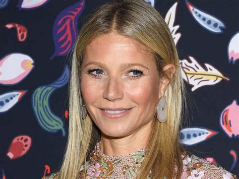 gwyneth paltrow naked|Gwyneth Paltrow Naked In Gold Paint For 50th Birthday: Photos ...